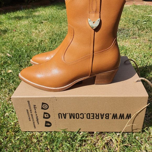 BARED TAN CONDOR BOOTS - Picture 10 of 14